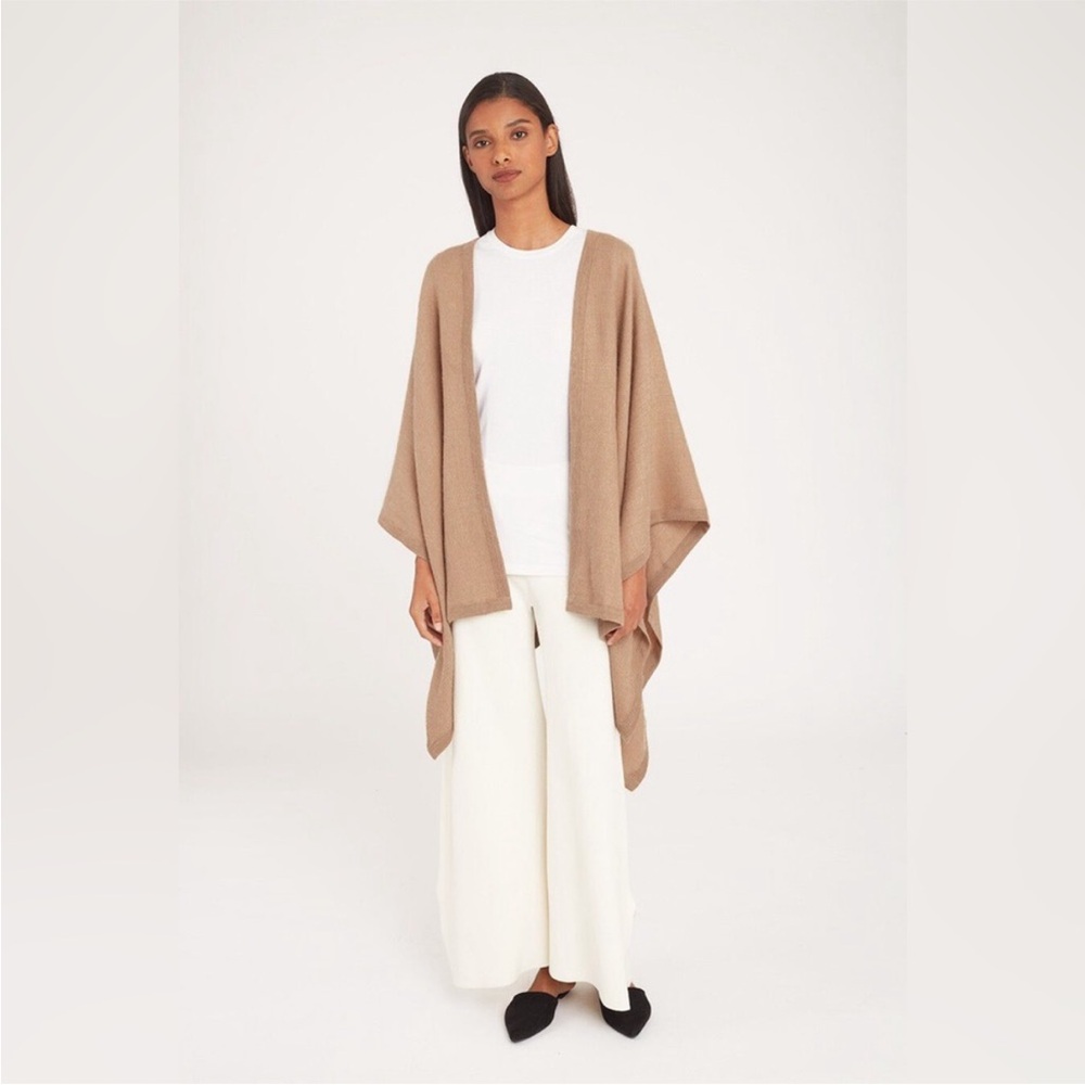 Cuyana Baby Alpaca Square Edge Cape - Picture 5 of 10